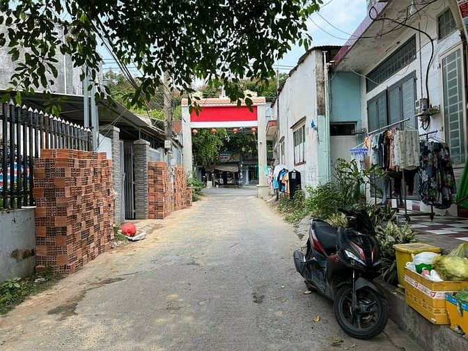 Hình ảnh Bán gấp đất sổ riêng thổ cư 100% 1 sẹc đường Huỳnh Văn Nghệ