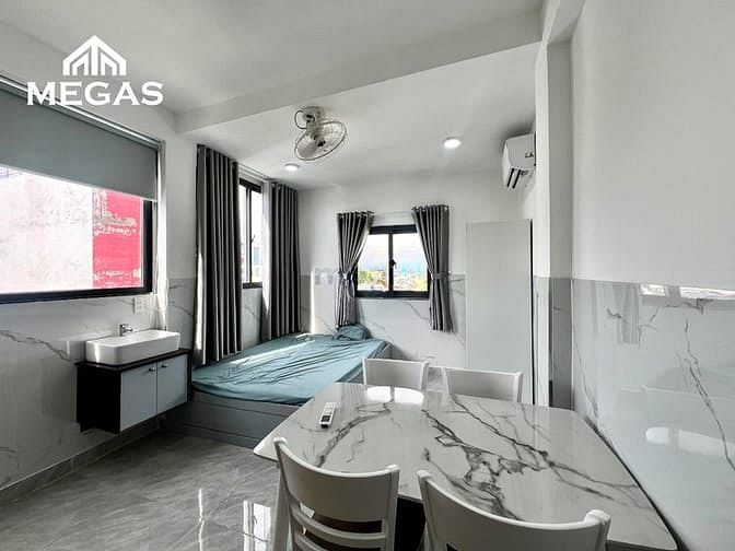Hình ảnh Phòng Studio Giá Rẻ Full Nội Thất Cửa Sổ Trời Ngay Lê Đức Thọ