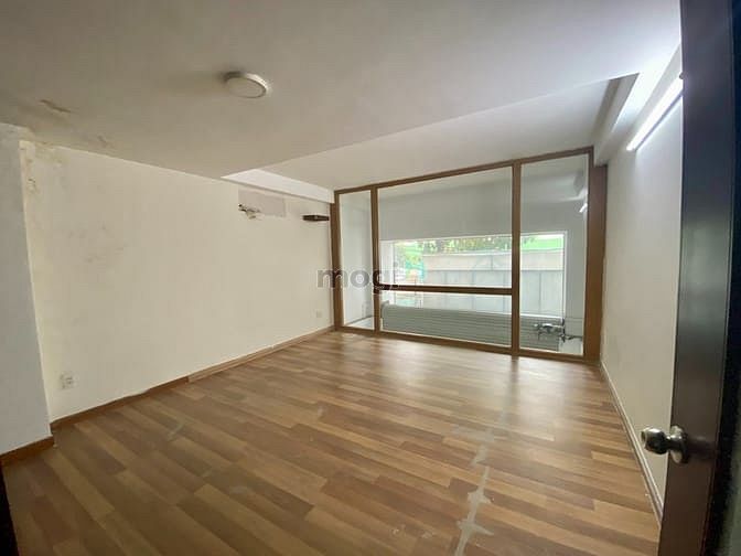 Hình ảnh Nguyên Căn 5 Tầng MẶT TIỀN D5 P25 BÌNH THẠNH