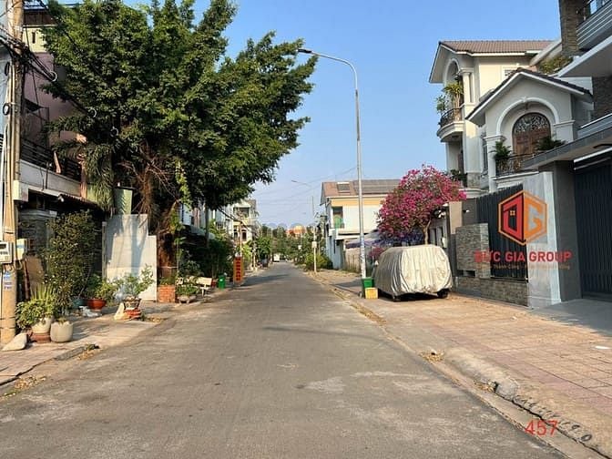 Hình ảnh Cho thuê biệt thự sân vườn 200m2 4PN gần chợ Bửu Long, Biên Hòa