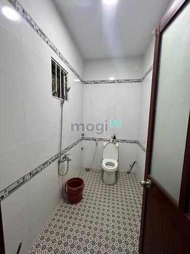 Hình ảnh Cho thuê nhà 2,5 tầng 200m2 đường Lê Ấm, Hoà Xuân