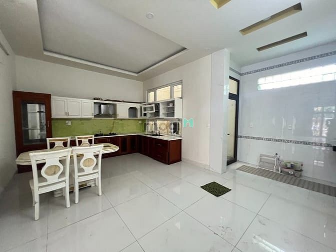 Hình ảnh Cho thuê nhà 2,5 tầng 200m2 đường Lê Ấm, Hoà Xuân
