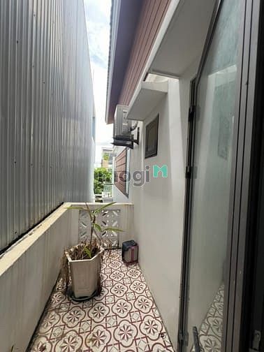 Hình ảnh Cho thuê nhà 2,5 tầng 200m2 đường Lê Ấm, Hoà Xuân