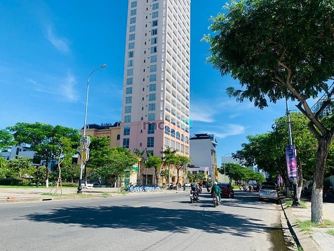 Hình ảnh Cho thuê dài hạn cặp đất 200m2 đường Trần Hưng Đạo ngay Monarchy