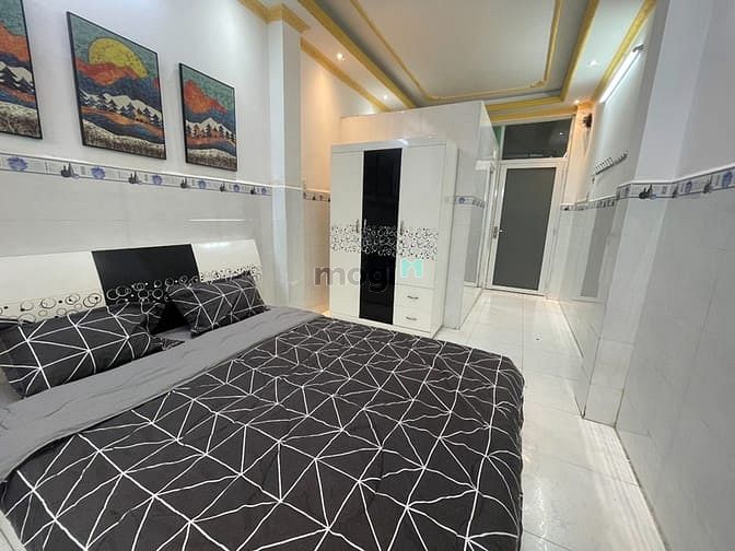 Hình ảnh Cho thuê Studio Full nội thất Q1 ngay phố Bùi Viện rộng 35m2