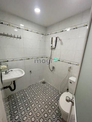 Hình ảnh Cho thuê Studio Full nội thất Q1 ngay phố Bùi Viện rộng 35m2