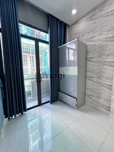 Hình ảnh NHÀ Đẹp Huỳnh Mẫn Đạt Quận 5 -Hẻm 4m- Ngang khủng 6,3m-Full nội thất.