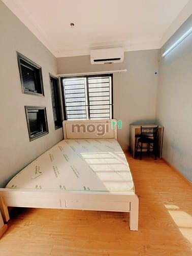 Hình ảnh Cho thuê phòng ban công rộng tại Quận 3