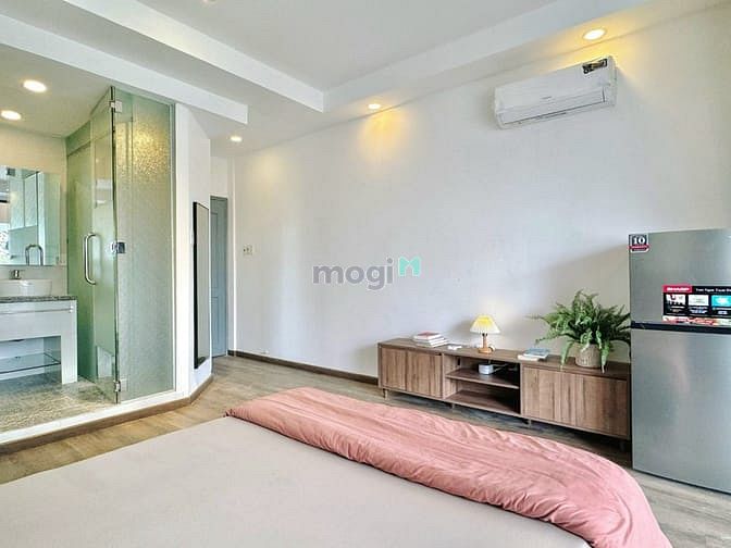 Hình ảnh 1PN - Ban Công - View sông Hoàng Sa - Q1