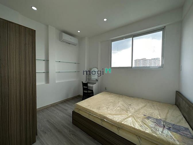Hình ảnh 1PN - 50m2 - Ban Công - Giáp Quận 1