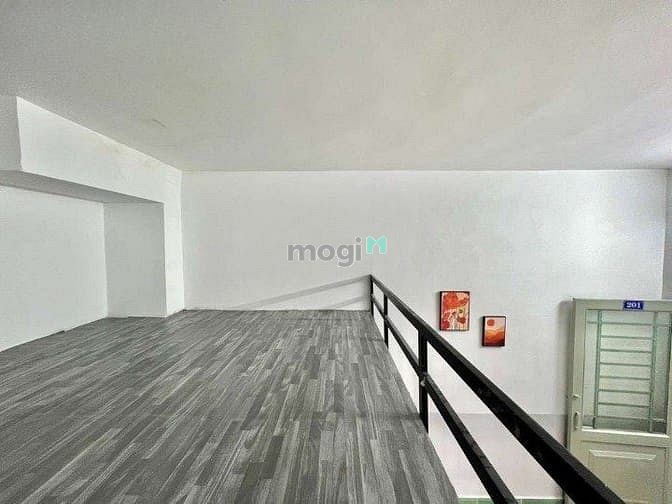 Hình ảnh Phòng xinh có gác gần đường Cộng Hòa