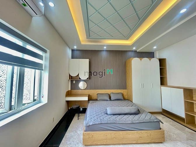 Hình ảnh 2pn full nội thất có bancon, vào ở liền được