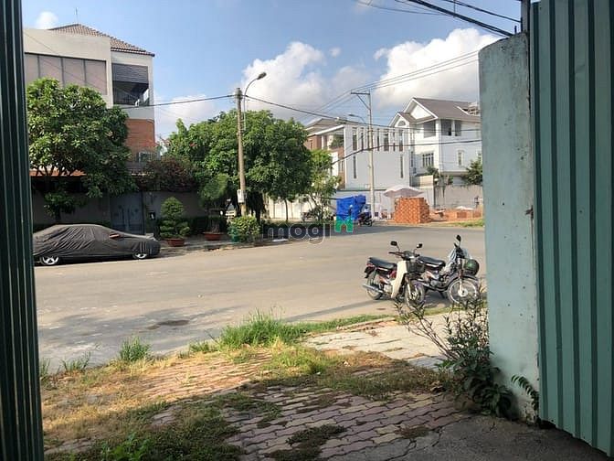Hình ảnh Thuê kho/nhà diện tích 150m2 - Quận 12