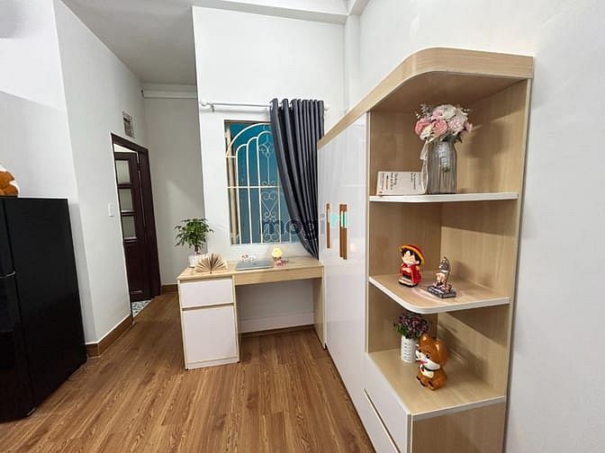 Hình ảnh Cho thuê chdv full nội thất, mới 100% ban công cửa sổ