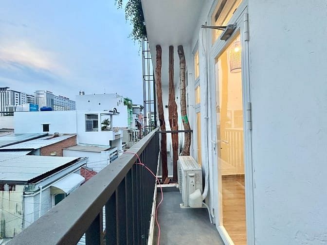 Hình ảnh Duplex Ban Công - Sân Vườn - Thang Máy - Nhà mới