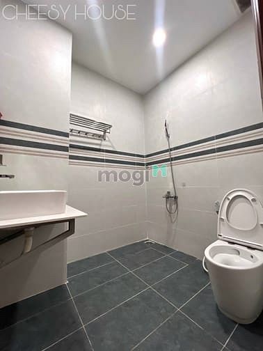 Hình ảnh 🌈Cho Thuê Căn Hộ Studio Ngay Cô Giang - Có Ban Công - Bếp Xa Giường🌈