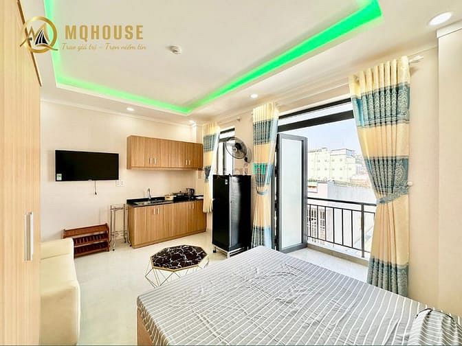 Hình ảnh Studio - Ban Công - Thang Máy - Nhà