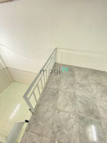 Hình ảnh Trống 1 phòng gần đại học Văn Hiến