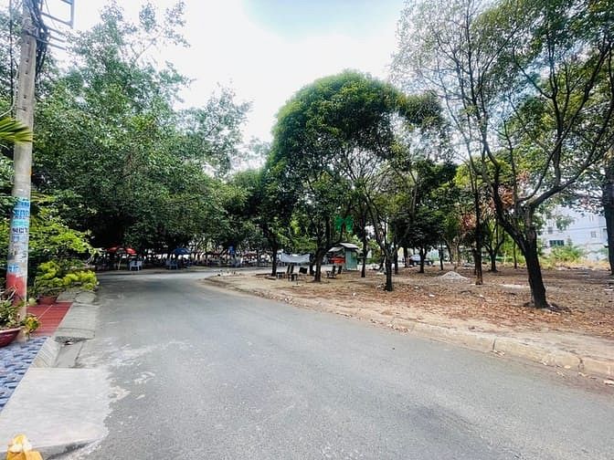 Hình ảnh Bán đất đường Số khu Tên Lửa Dt 4,5x23