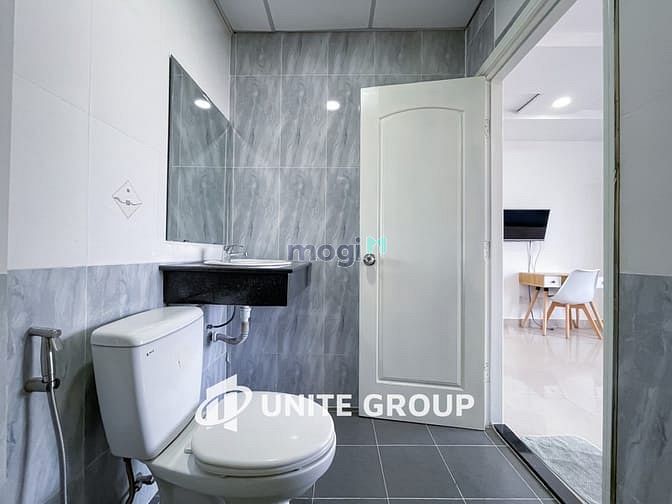 Hình ảnh Mb6623 nạp rút nhanh chóng cho thuê có cửa cửa sổ lớn Ngay Đại học Sư Phạm Q3