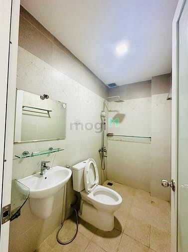 Hình ảnh 2PN - 2WC - Ban công - Phú Nhuận