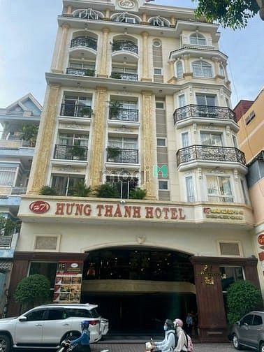 Hình ảnh Bán khách sạn mt cộng hòa 1 hầm 7 tầng cho thuê 200tr/th