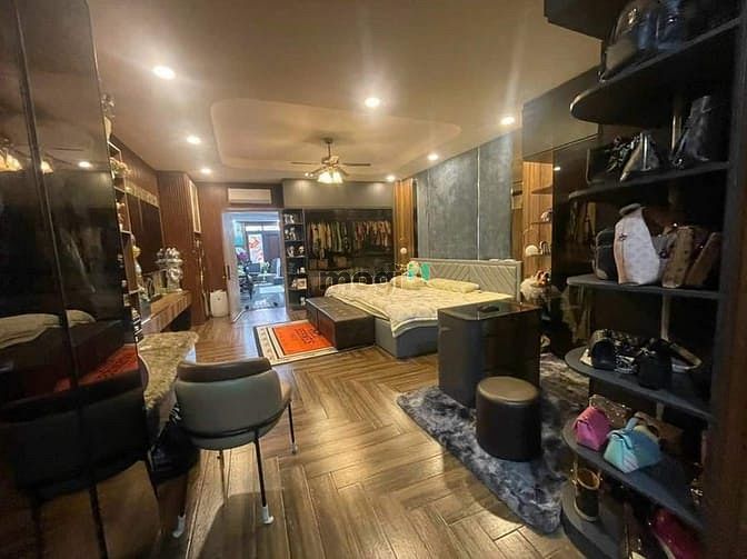 Hình ảnh Cho thuê nhà hẻm xe hơi đường Lê văn sỹ. Tân bình