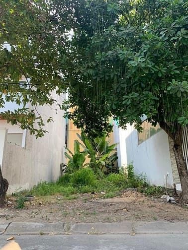 Hình ảnh Cực Đẹp Lô Đất 100m2 (5X20 )Giá 1ty350tr trong KDC phong phú 4 TPHCM