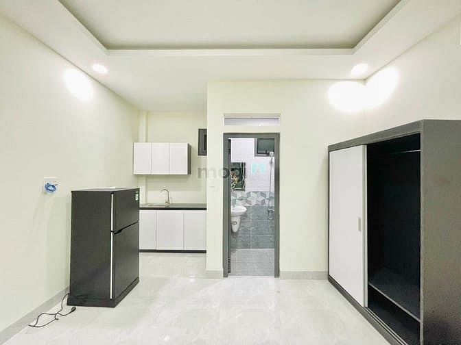 Hình ảnh Phòng Studio Full Nội Thất Ban Công Rộng 30m2 Ngay Phan Văn Trị