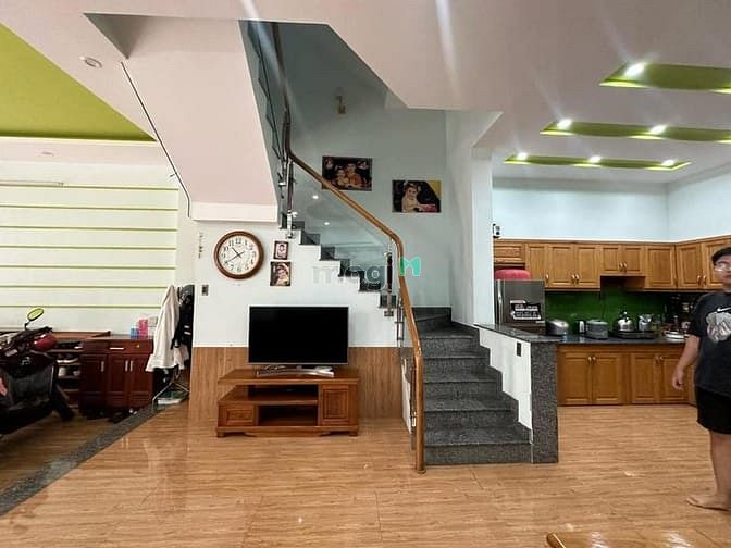 Hình ảnh Siêu phẩm HXH,Hẻm 563,Nguyễn Đình Chiểu,P2,Q3,2 tỷ 650tr,85m2,SHR