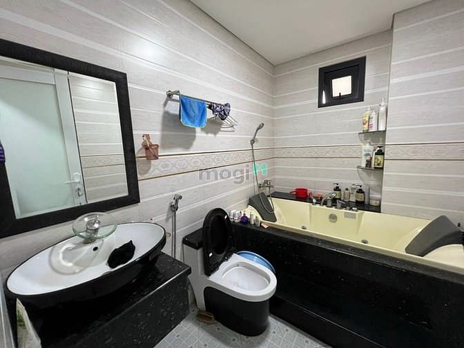Hình ảnh Bán nhà 87m2 Nguyễn xí 18tỷ Bình Thạnh