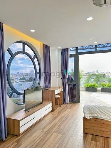 Hình ảnh Mb6623 nạp rút nhanh chóng cao cấp Q1 mới 100% ban công lớn thoáng mát hoàng sa