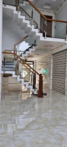 Hình ảnh Bình Tân , HXH ,76m2, 4 tầng Bình Trị Đông A .Giá 5,9 tỷ TL