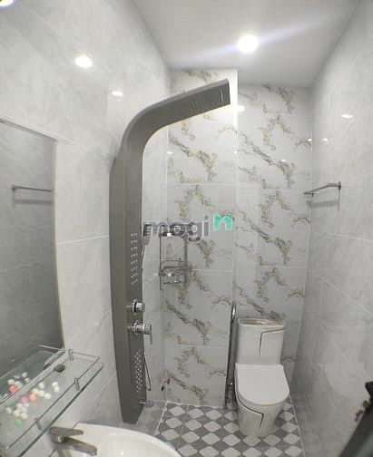 Hình ảnh Bình Tân , HXH ,76m2, 4 tầng Bình Trị Đông A .Giá 5,9 tỷ TL