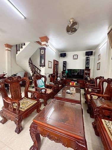 Hình ảnh Nhà Hoàng Văn Thụ 70m2 2 lầu giá 10,5 tỷ