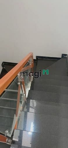 Hình ảnh Bán nhà Bình Trị Đông 80M2 5Tầng Chỉ 8..TỶ