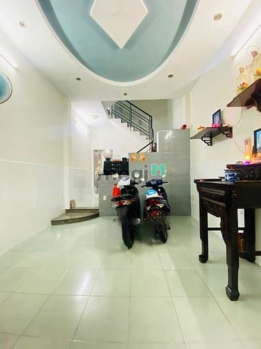 Hình ảnh Bán nhà tân phú giáp tân bình 64M2 2 Tầng  chỉ 6..TỶ