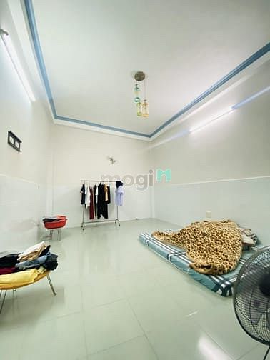 Hình ảnh Bán nhà tân phú giáp tân bình 64M2 2 Tầng  chỉ 6..TỶ