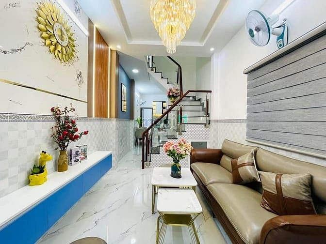Hình ảnh Siêu phẩm cần bán Cách Mạng Tháng Tám,P7,Tân Bình,60m2,2Ty850,SHR