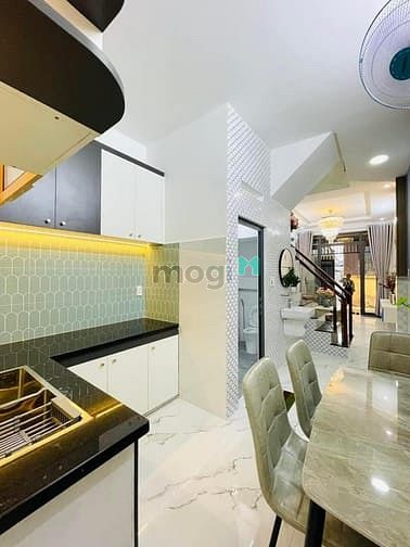 Hình ảnh Siêu phẩm cần bán Cách Mạng Tháng Tám,P7,Tân Bình,60m2,2Ty850,SHR