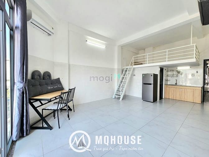 Hình ảnh Căn Hộ Duplex cửa sổ Bancol siêu to ngay Cộng Hoà