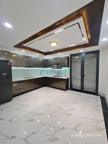 Hình ảnh Bán nhà HXH 8m Hòa Bình, đối diện Đầm Sen.