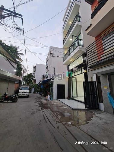 Hình ảnh Bán nhà HXH 8m Hòa Bình, đối diện Đầm Sen.