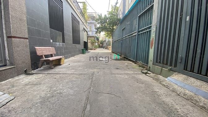 Hình ảnh Bình Tân sát Tân phú HXH , 50m2, 3 tầng . Giá 4,65 tỷ TL