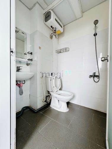Hình ảnh Căn Hộ Duplex cửa sổ ngay Bàu Cát