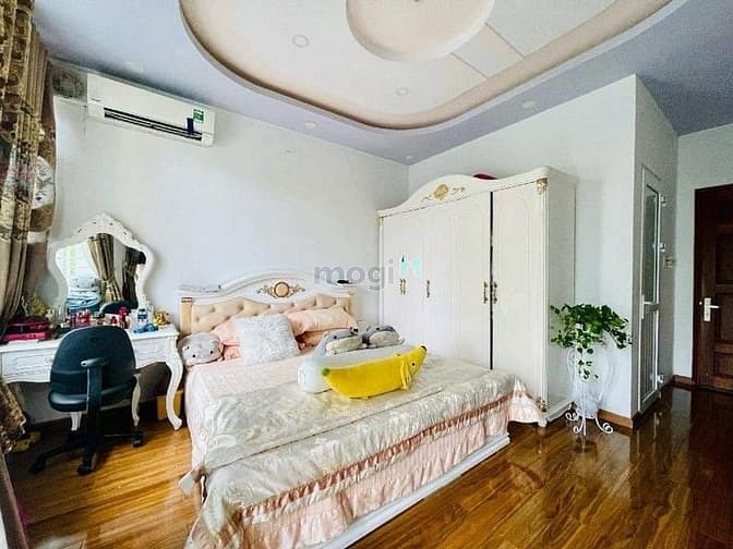 Hình ảnh Bán nhà hẻm xe hơi Lạc Long Quân, Q11, 4 tầng, 4,1x17M, 10,7 tỷ ( TL )