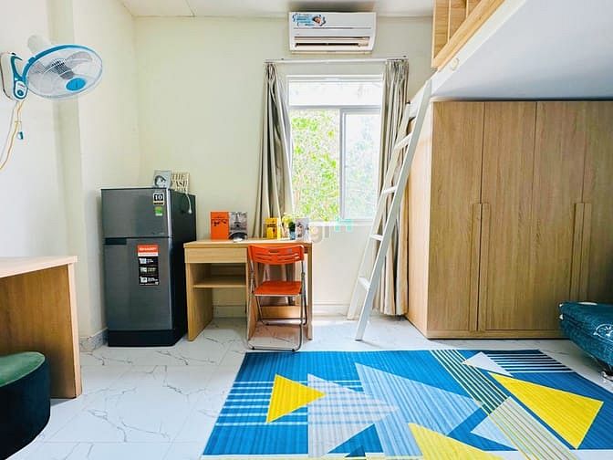 Hình ảnh Căn Hộ Duplex cửa sổ ngay Bàu Cát