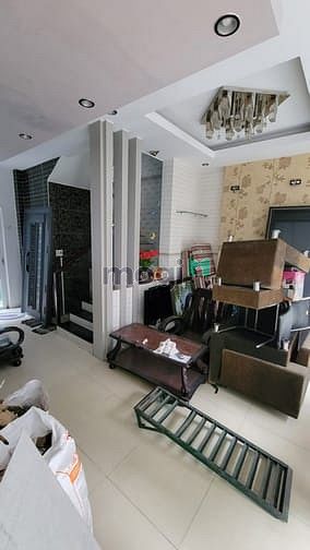 Hình ảnh Hẻm 5m 351/1F Lạc Long Quân 6x9m 3L 3pn 3wc đủ NT