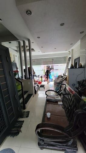 Hình ảnh Hẻm 5m 351/1F Lạc Long Quân 6x9m 3L 3pn 3wc đủ NT