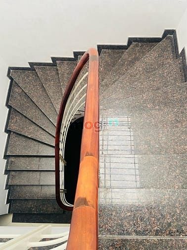 Hình ảnh bán nhà tổng cục 5 Yên xá 100m2 5 tầng mt 5m khu vực trung tâm